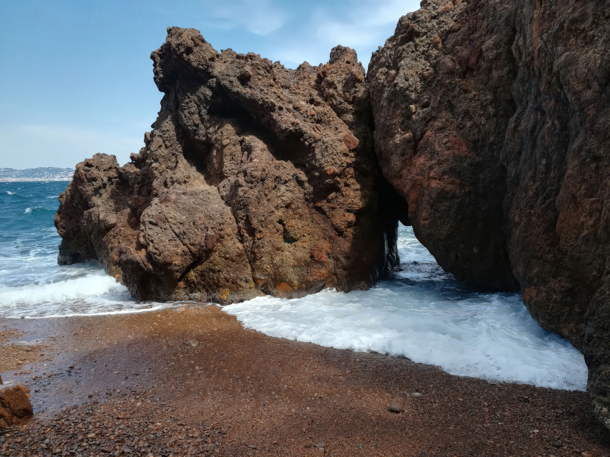 Plage de la Grotte de Gardanne