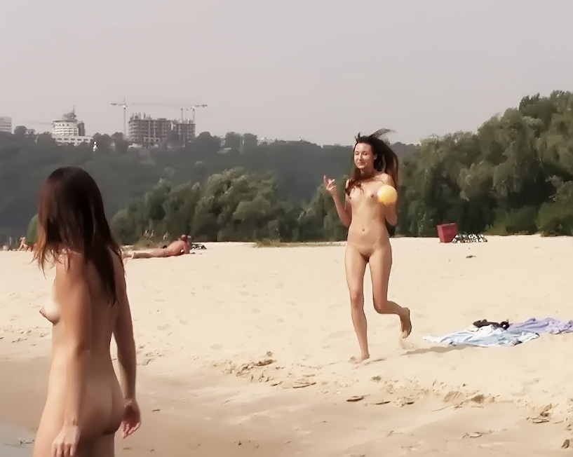 nudist run voyeur part 11