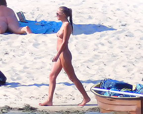 Mary's first nude vids in public. But not to waste time. A little sun cream and a little relaxation.