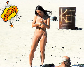 Hello, because we followed with our contributions in this occasion, my pair enjoy a friend in a beach  4