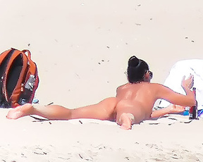 Last summer we went camping  and, surprise, we found another secluded plage!.