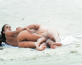 My beautiful babe friernd loves to be seen nude in public.she likes to strot naked