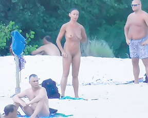 vids from the last vacation on the beach, it was not easy to do topless but no it work and she get pleasure to schow her little titties.