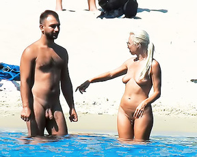 Question? If you saw me at the plage what would go thru your mind?