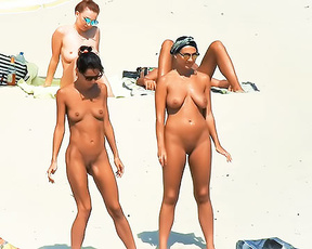 Saw these 2 chicks taking movies of each other on the plage in d.r. Have lots more of them and others if you all like. Thank you for your time.