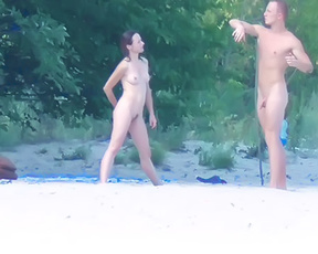 Simply one takes calm in the beach holiday monday .