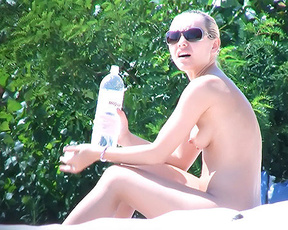 And believe me, yes, they are naturist beach all over the world with people getting out of their clothes just because they wanted it. 2