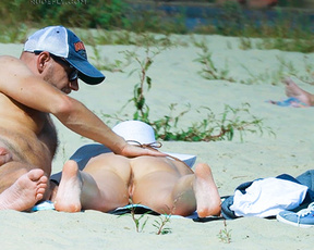 Great time at the plage. Great view when these nude beauty's passing by. Enjoy summer. 5