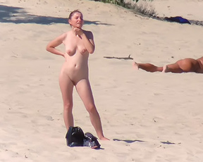 I saw these two beautiful girls at a nude plage, I couldn't stop looking at them and wanted to share with all of you.