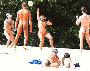 First time nude volleyball on the plage, love it! Love the guys looking at me.
