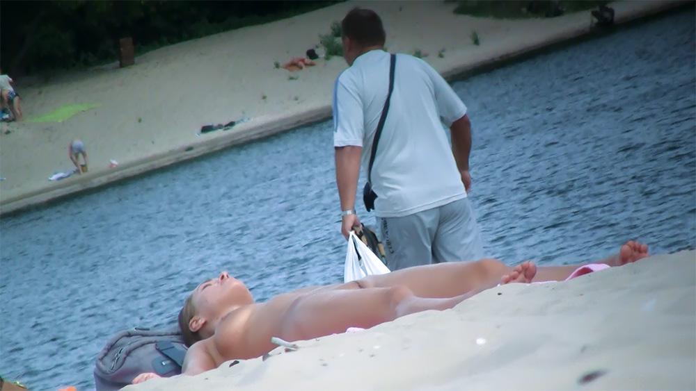 Witajcie moje drogie i drodzy, proponuję wam filmy z plaży w Agde i z terenów wiejskich.