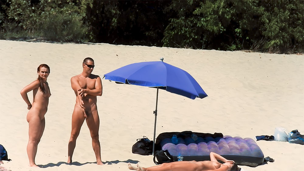 She seemed to love the attention from other plage users.