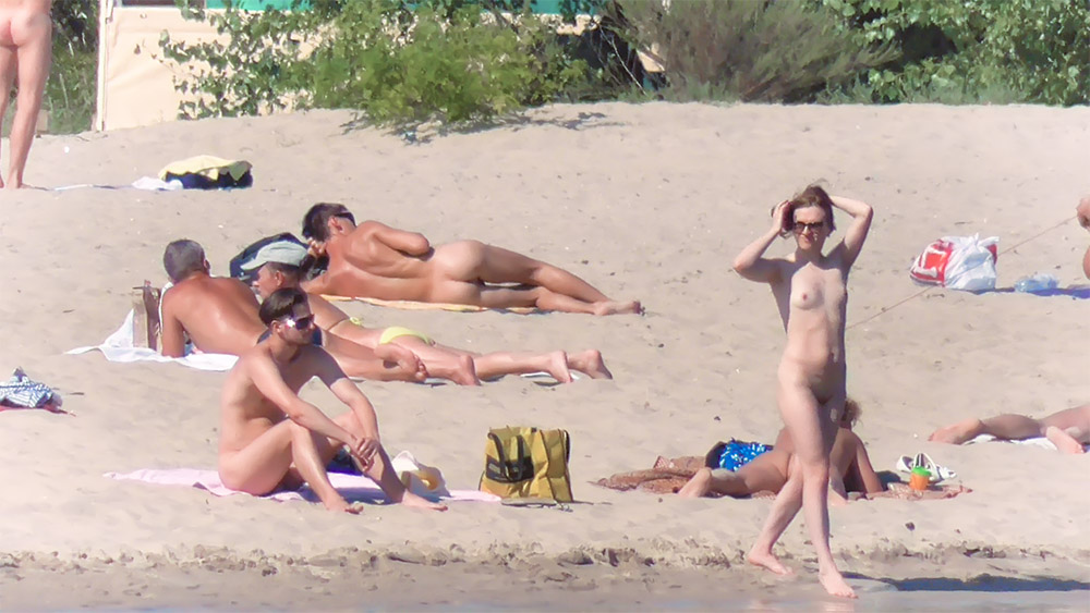 Thank you very much for all your support for me, this is my contribution no. 7 Hope you like it and gave me your comments and feedback, send me your mail so to answer, I'm on the beach of rosarito. Kisses to you the queen.