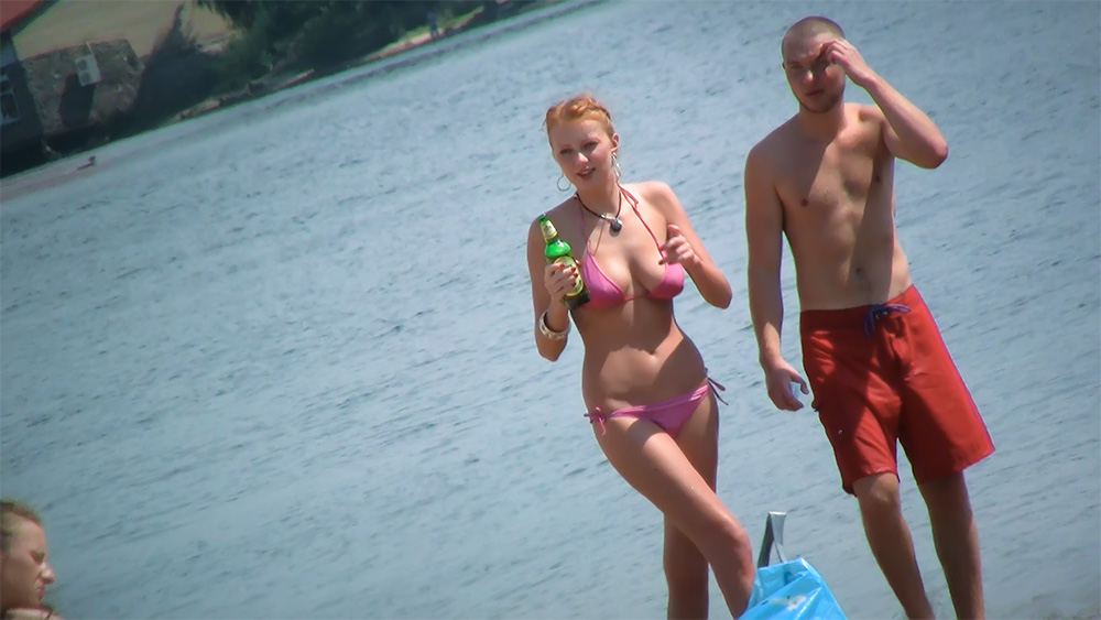It was a happy day. This girl came with her pals at the beach at the end of the day