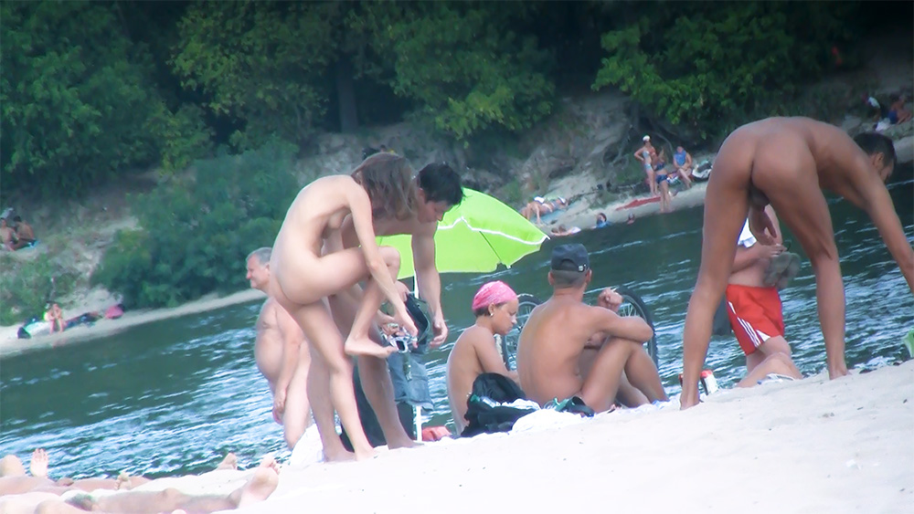 The first chick has fine orbs and she liked to show them on the beach