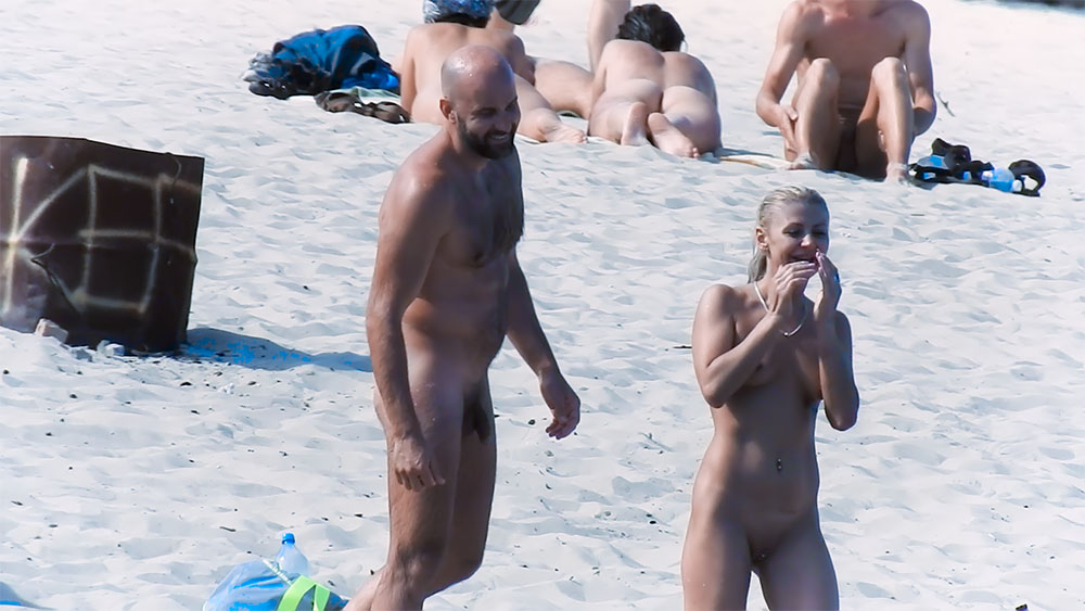 We had the plage to ourselves so sexyb decided to have some fun, the water was pretty cold though. 2