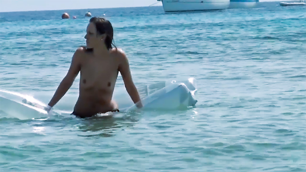 Hot girl nudists make this nude beach even hotter 5