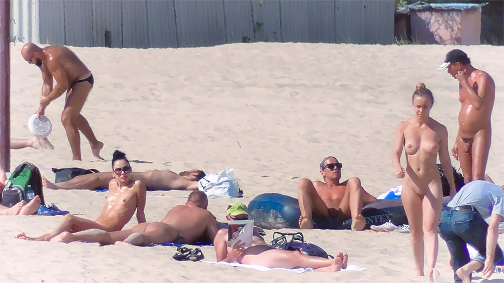 I love to send my vids and movies