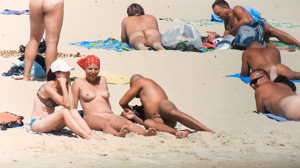 This sweet young thing was sitting on the strand