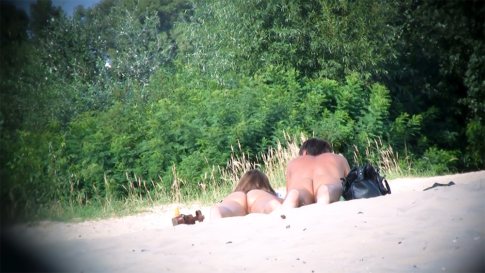 I loved the island and especially make vids of me on these long white sand nude beach.